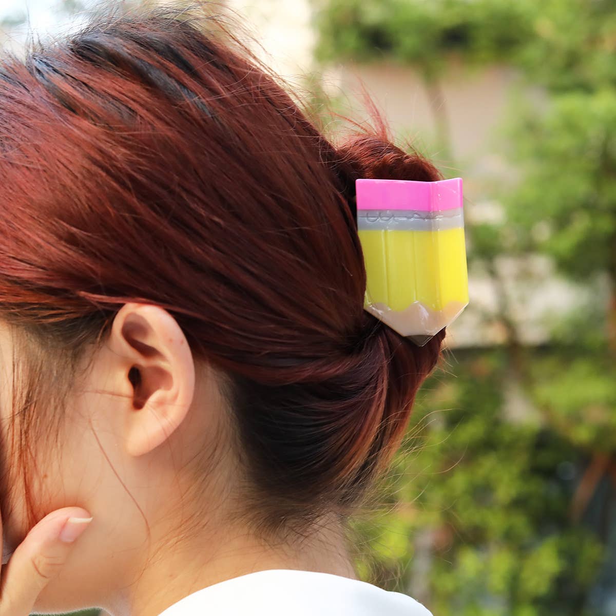 Pastel book clip