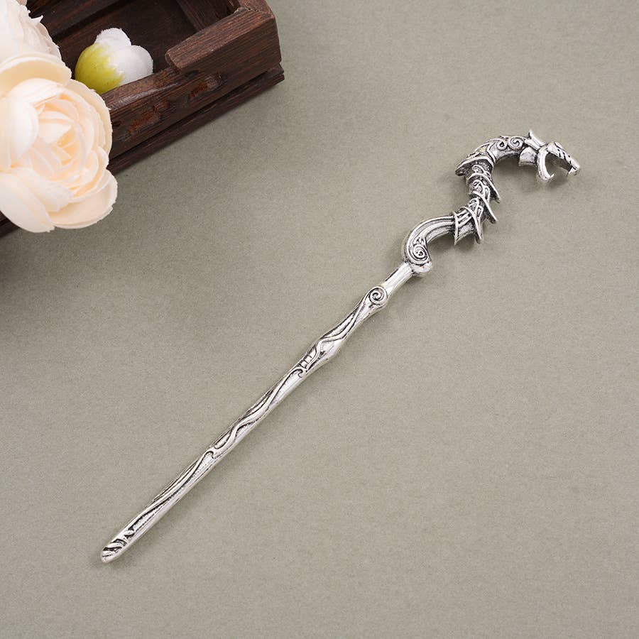 Retro Sickle Battle Axe Flying Dragon Hairpin